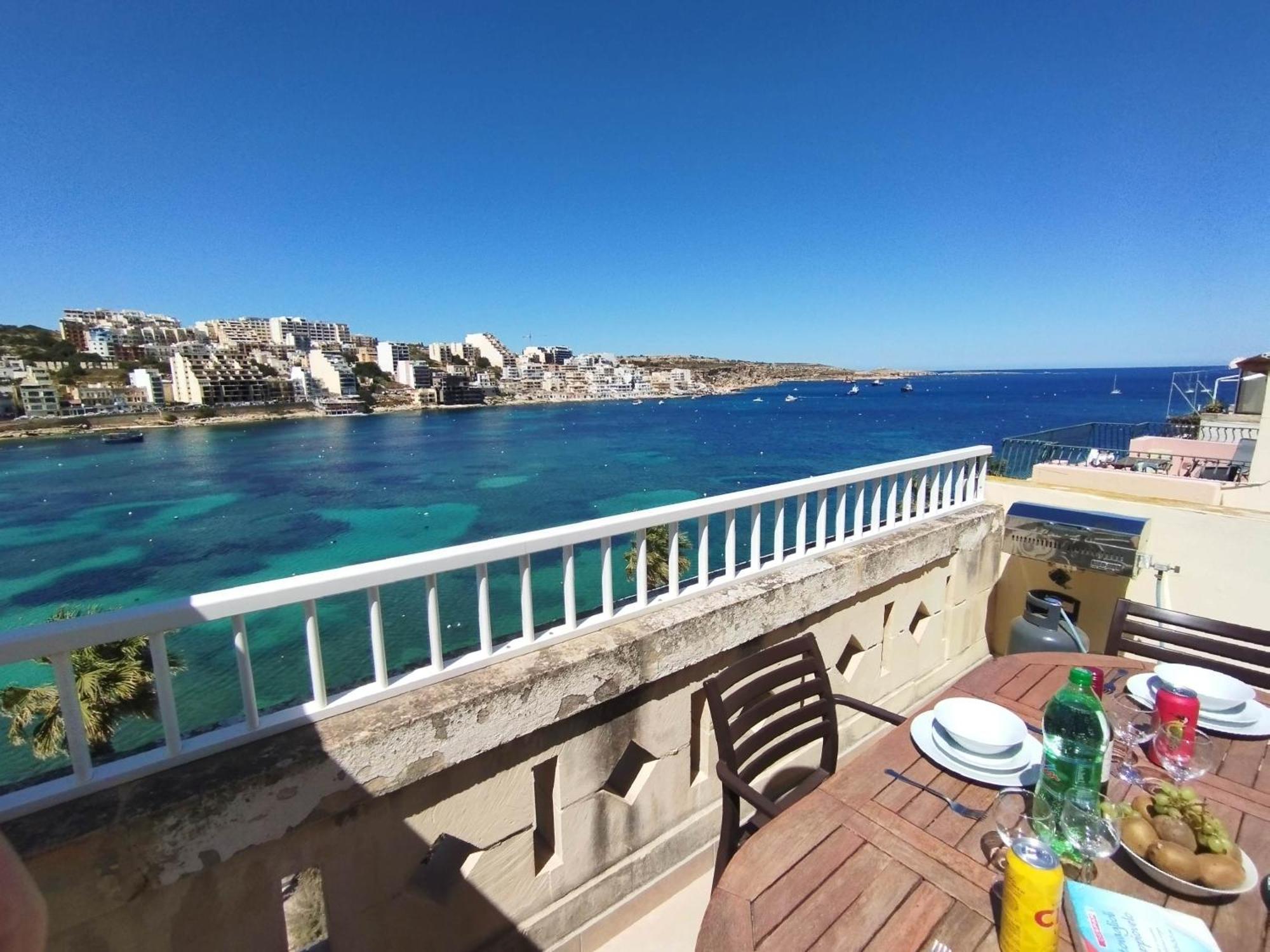 Apartment Blue Harbour Seafront Penthouse With Large Terrace With Panoramic Sea Views - By Getawaysmalta St. Paul's Bay